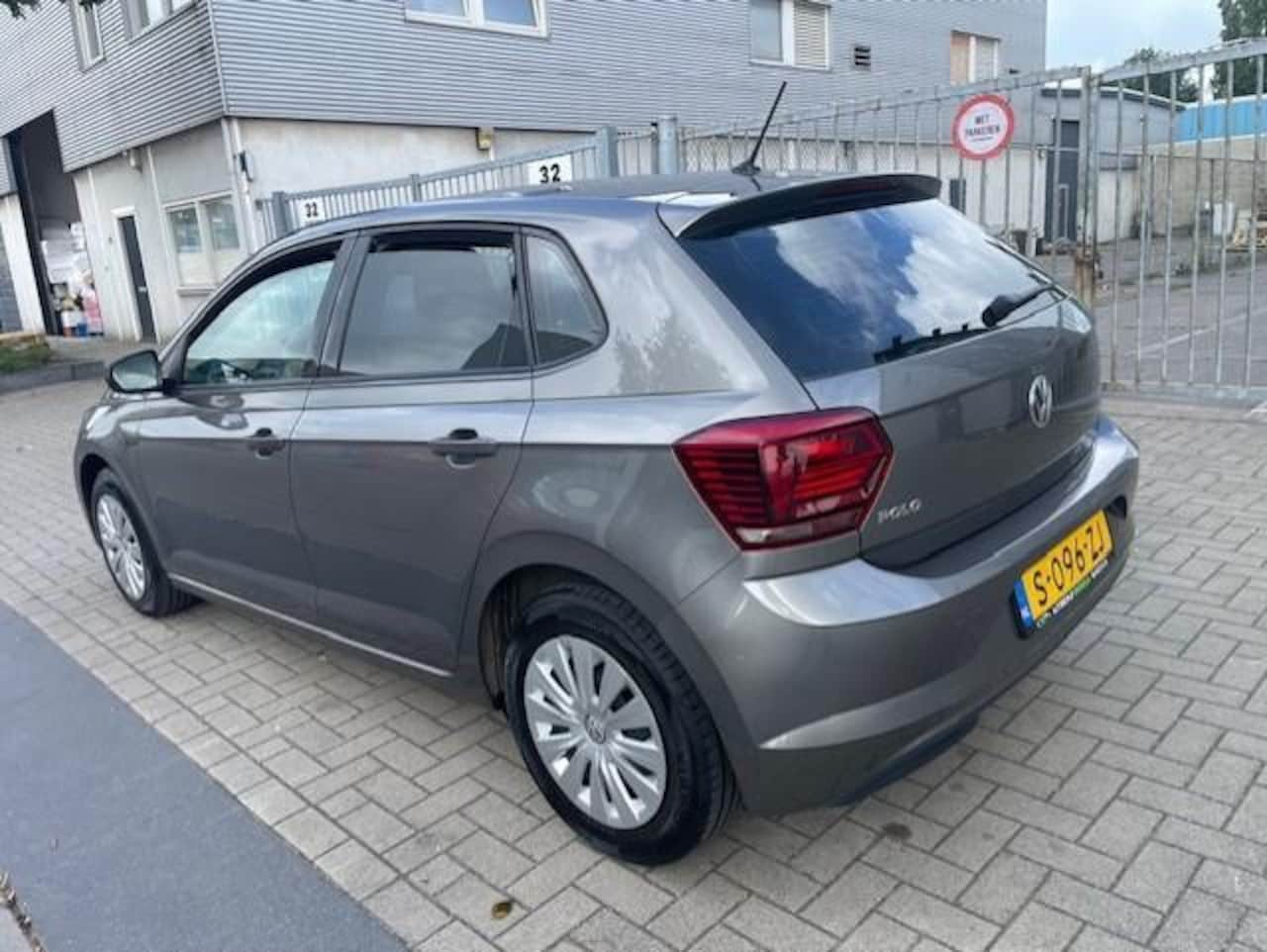 Volkswagen Polo - 1.0 MPI Beats Carplay/Android /Achteruitrijcamera - AutoWereld.nl