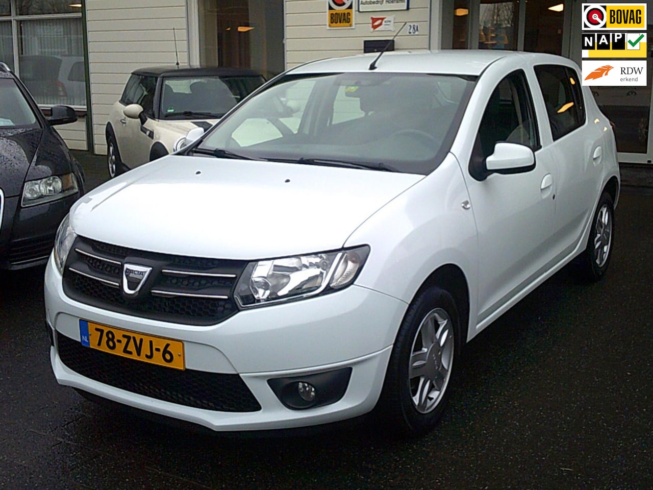 Dacia Sandero - 0.9 TCe Laureate 0.9 TCe Lauréate (AIRCO/LMV) - AutoWereld.nl