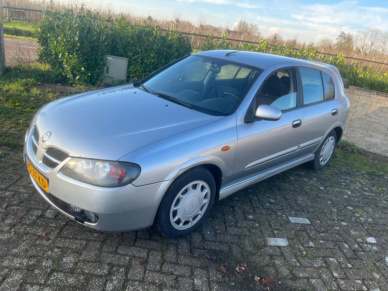 Nissan Almera - 1.8 Tekna AIRCO BJ. 2002 5-DEURS - AutoWereld.nl