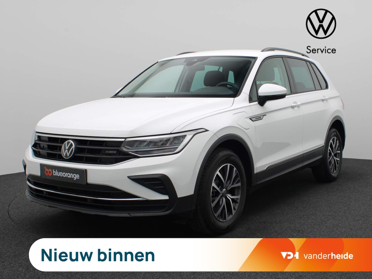 Volkswagen Tiguan - 1.4 TSI eHybrid Life Business 245PK DSG Keyless, Side Assist, Virtual Pedal, Adaptieve Cru - AutoWereld.nl