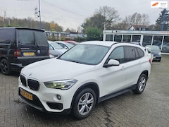 BMW X1 - XDrive20i High executive-Navi-Cruise-Parksens