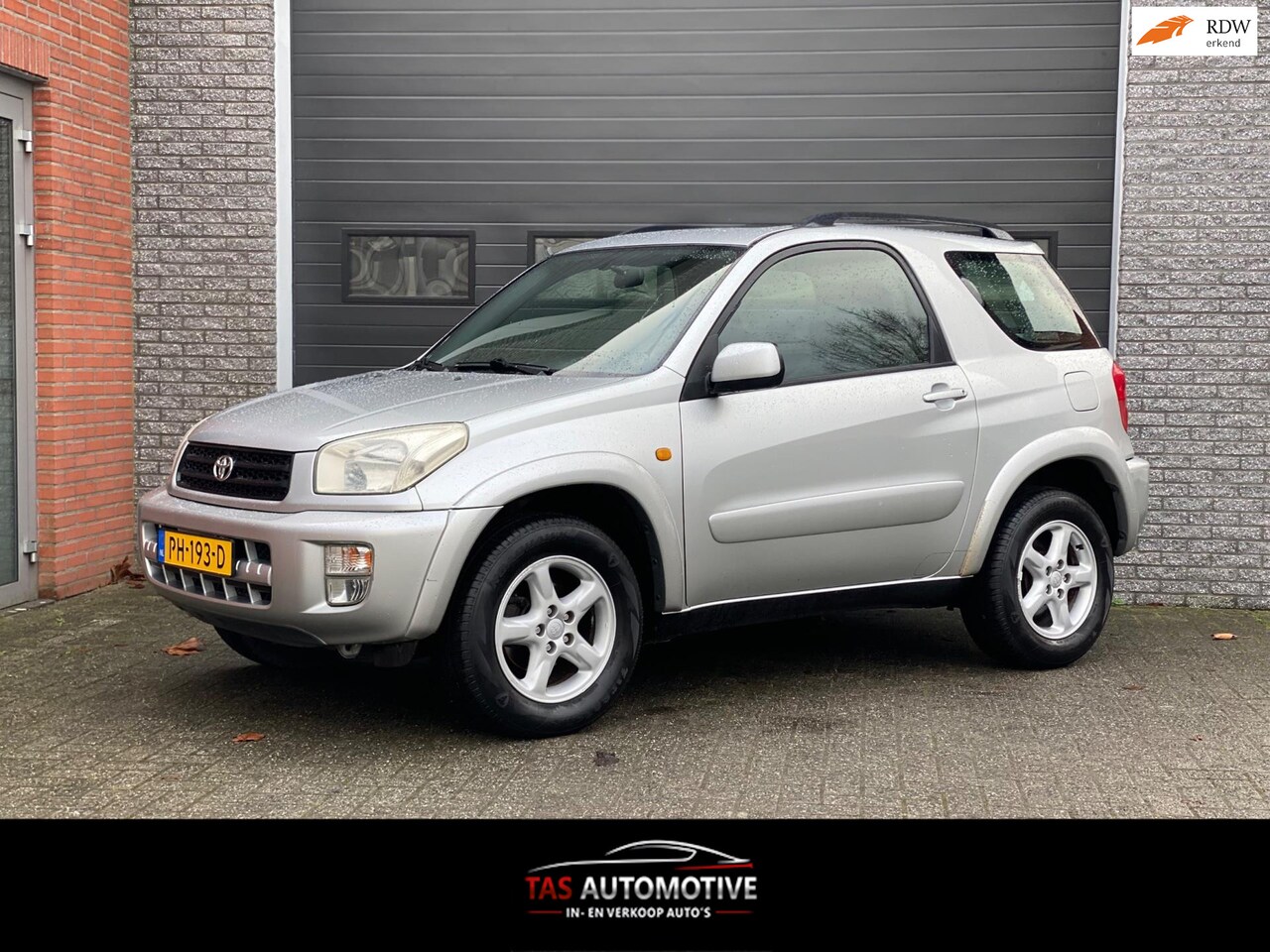 Toyota RAV4 - 2.0-16V VVT-i Sol AUTOMAAT/AIRCO/SCHUIFKANTELDAK - AutoWereld.nl