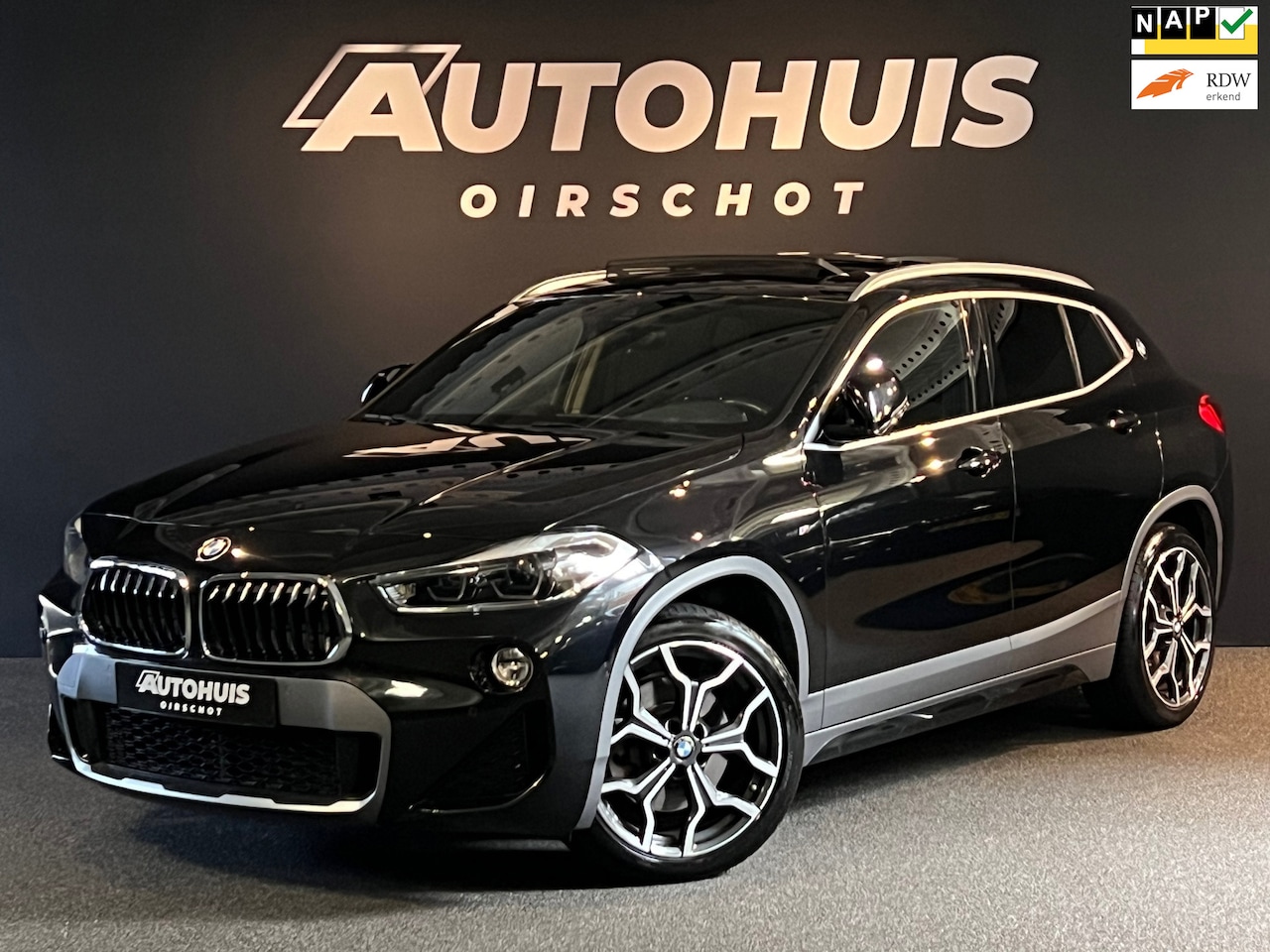 BMW X2 - SDrive20i High Executive Edition Edition M Pano/ M stoelen/ Trekhaak/ Headup/ Navi Plus/ 1 - AutoWereld.nl