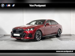 BMW 5-serie - Sedan 530e | M- Sport Pro | Travel Pack | Innovation Pack | Harman/Kardon | Panoramadak |