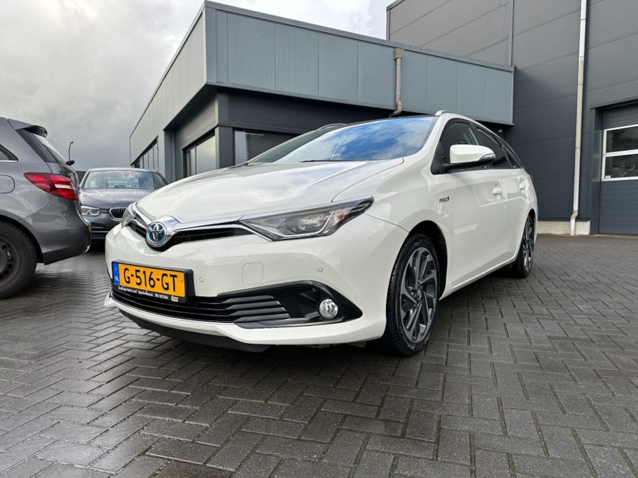 Toyota Auris Touring Sports - Auris Touring Sports 1.8 Hybrid LeasePro Navi Camera Panorama - AutoWereld.nl