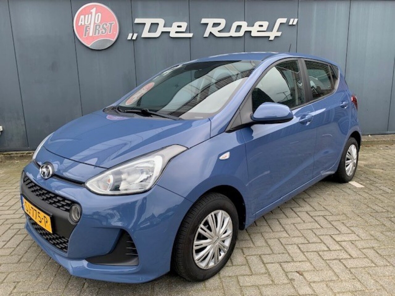 Hyundai i10 - 1.0I COMFORT NAVI CRUISE - AutoWereld.nl