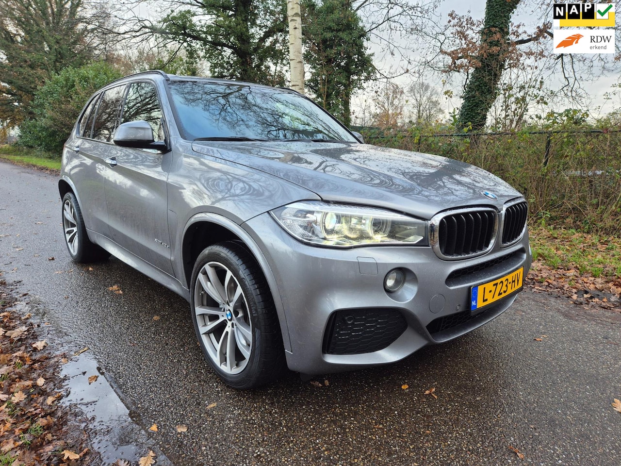 BMW X5 - XDrive40e iPerformance High Executive / panoramadak / trekhaak - AutoWereld.nl