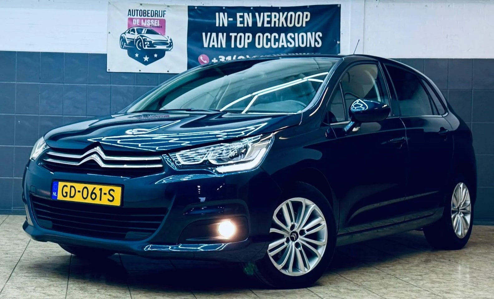 Citroën C4 - 1.2 PureTech Business 1.2 PureTech Business - AutoWereld.nl