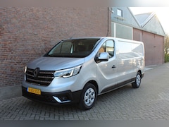 Renault Trafic - 2.0 Blue dCi 130 T30 L2H1 Advance - Alarm / Trekhaak / EASY LINK Navi / Houten laadvloer