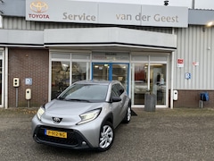 Toyota Aygo X - 1.0 VVT-i MT first