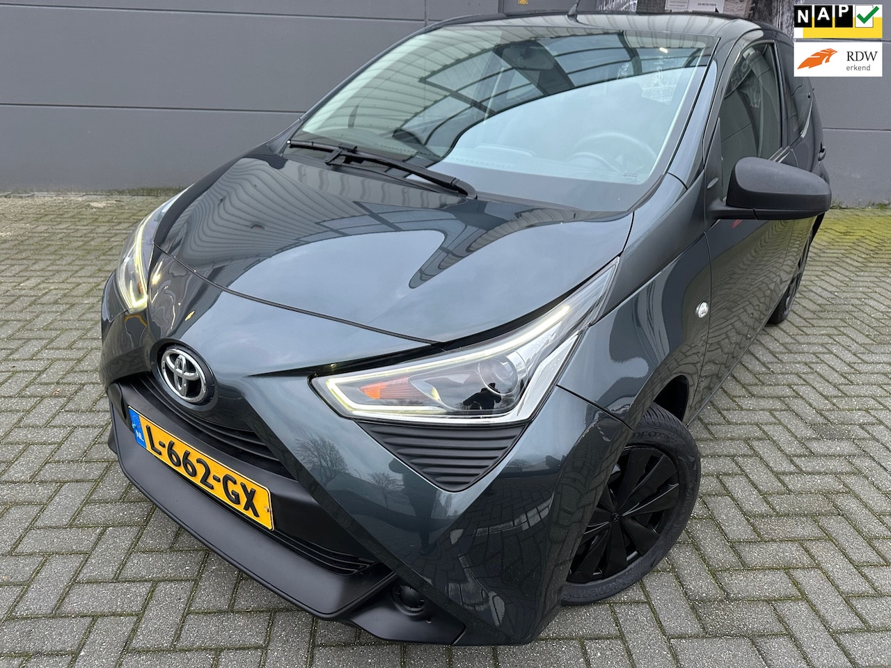 Toyota Aygo - 1.0 VVT-i x-fun* APK*1eignaar*NAP*AIRCO*BLUETOOTH*ELKT-RAAM*C-D AFSTAND*AUX*ISOFIX* - AutoWereld.nl