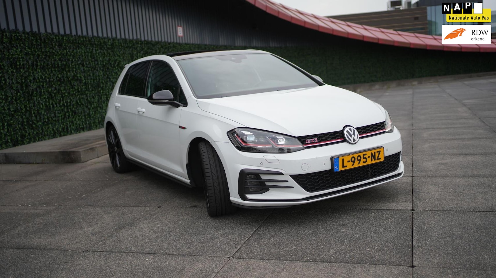 Volkswagen Golf - 2.0 TSI GTI Performance 2.0 TSI GTI Performance - AutoWereld.nl