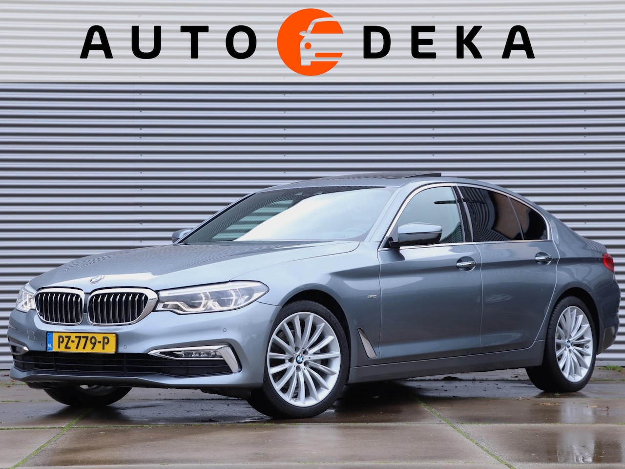 BMW 5-serie - 520d High Executive Automaat *Schuifdak*Leder*HUD* - AutoWereld.nl