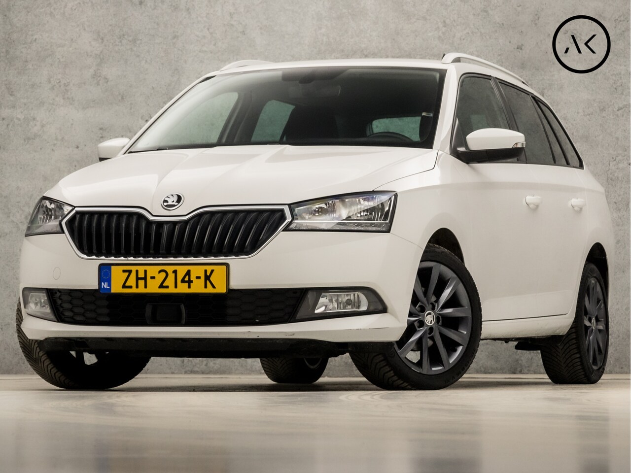 Skoda Fabia Combi - 1.0 Sport (APPLE CARPLAY, NAVIGATIE, STOELVERWARMING, CLIMATE, SPORTSTOELEN, GETINT GLAS, - AutoWereld.nl