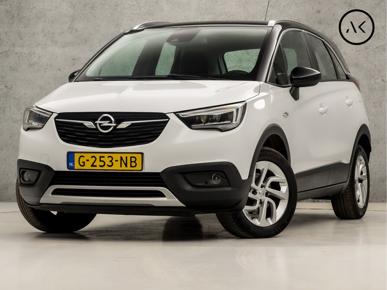 Opel Crossland X - 1.2 Turbo Innovation Sport (APPLE CARPLAY, NAVIGATIE, CLIMATE, LED KOPLAMPEN, DAB+, LEDER, - AutoWereld.nl