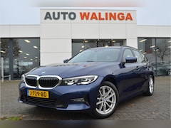 BMW 3-serie Touring - 320i Executive Edition Sportstoelen | Carplay | Leer 1/2 | Elektr a.klep | Navi | DAB | LE