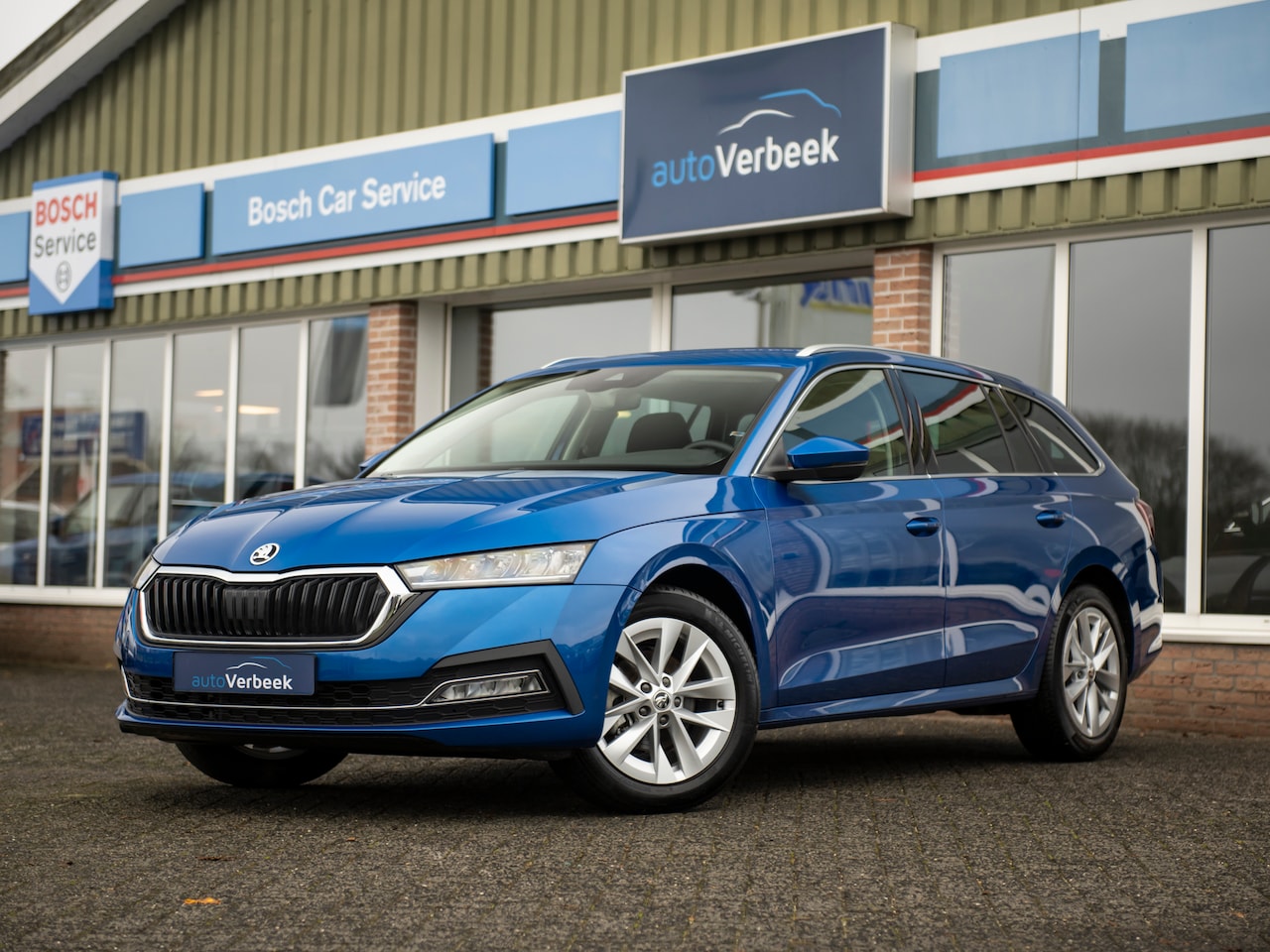 Skoda Octavia Combi - 1.5 e-TSI Business Edition Plus | Navi & Wireless Carplay/Andr.Auto | Grootlichtass. | Mis - AutoWereld.nl