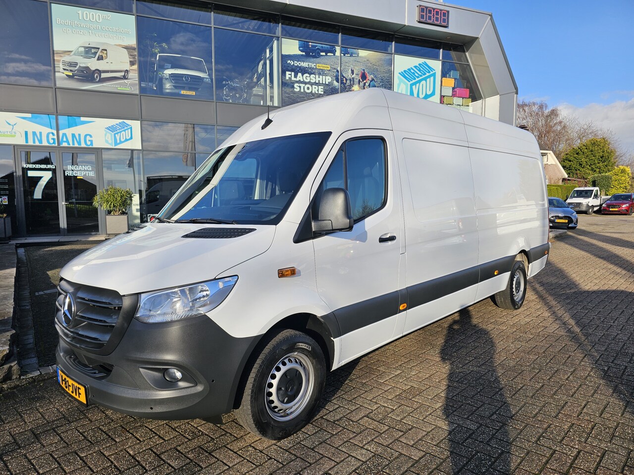 Mercedes-Benz Sprinter - 315 CDI L3-H2 RWD * NAVI * 360 Graden Camera * Cruise control * - AutoWereld.nl