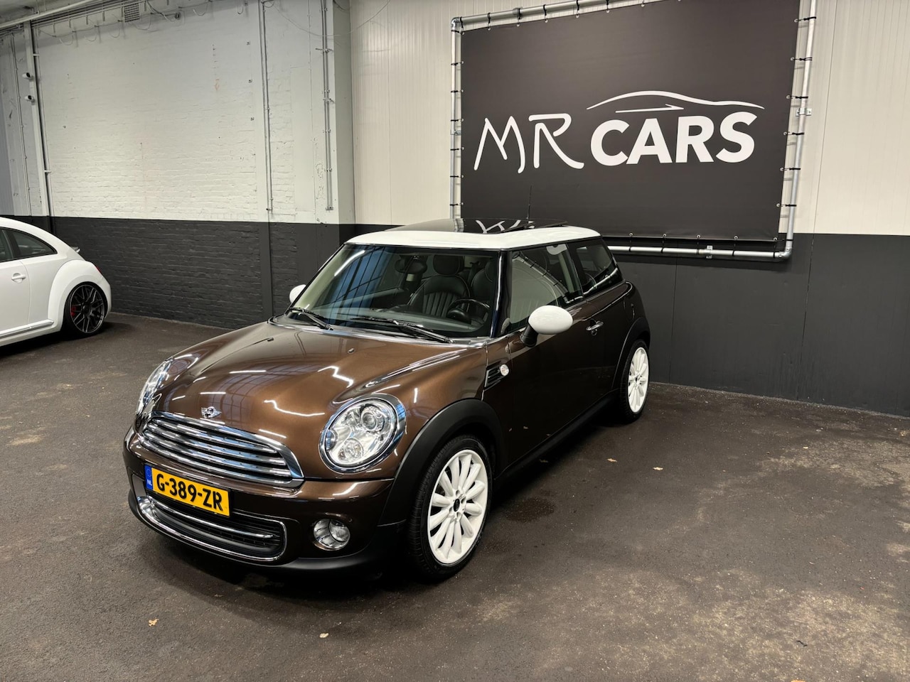 MINI Cooper - Mini 1.6 Mayfair Leder/Airco/Panodak/Cruise Control - AutoWereld.nl