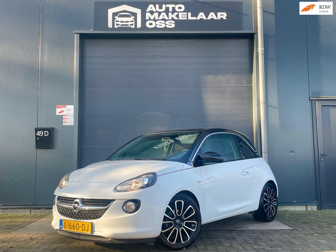 Opel ADAM - 1.4 GLAM PANO CITY AIRCO CRUISE LM VELGEN MF STUUR AUTOMATISCHE VERLICHTING - AutoWereld.nl