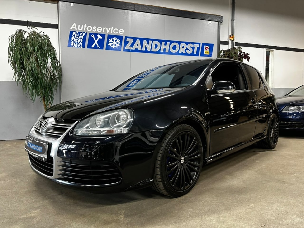 Volkswagen Golf - 3.2 R32 3.2 R32 - AutoWereld.nl