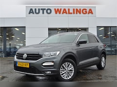 Volkswagen T-Roc - 1.5 TSI Style Automaat | Climate | Adaptive Cruise | Dakrails | LED dagrij | Getint glas