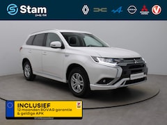 Mitsubishi Outlander - 240 pk PHEV Pure Automaat Camera | Climate | Parksens. achter | Voorstoelen verwarmd