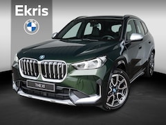 BMW iX1 - IX1 xDrive30 X-Line | Stoelverwarming | 19 inch | Stuurwiel verwarming