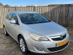 Opel Astra Sports Tourer - 1.4 Turbo Cosmo