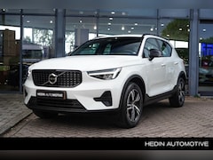 Volvo XC40 - 2.0 B4 Plus Dark 2.000 kg trekgewicht | Trekhaak | Automaat | Stoel & Stuurverwarming | Ad