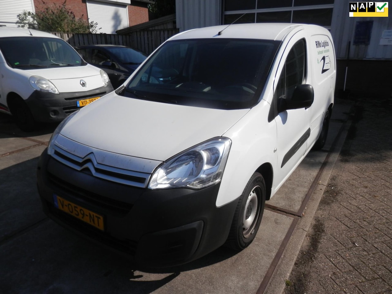 Citroën Berlingo - 1.6 BlueHDI 75 Comfort airco riem vv bij 303.000 licte schade zie foto.s - AutoWereld.nl