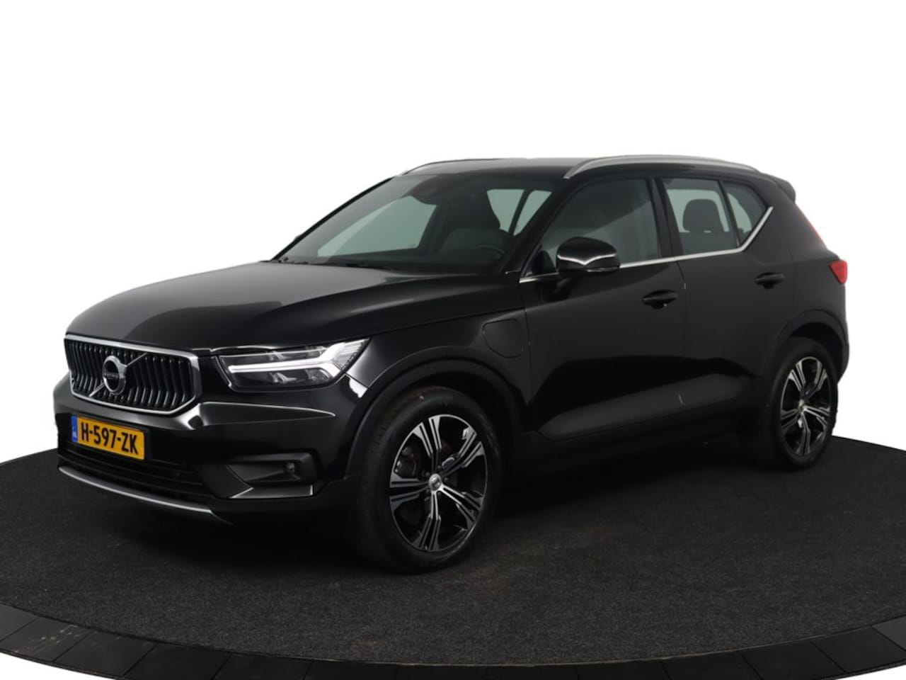 Volvo XC40 - T5 Recharge Business Pro | Adaptieve cruise control incl. BLIS | Stoel en Stuurverwarming - AutoWereld.nl