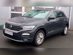 Volkswagen T-Roc - T-Roc 1.5 TSI Style *navi*cruise*dsg*lmv