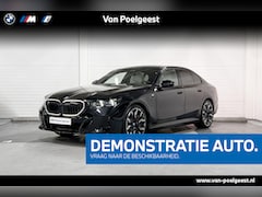 BMW 5-serie - Sedan 550e xDrive | M-Sport Pro | Travel Pack | Innovation Pack | Comfort Pack | Bowers&Wi