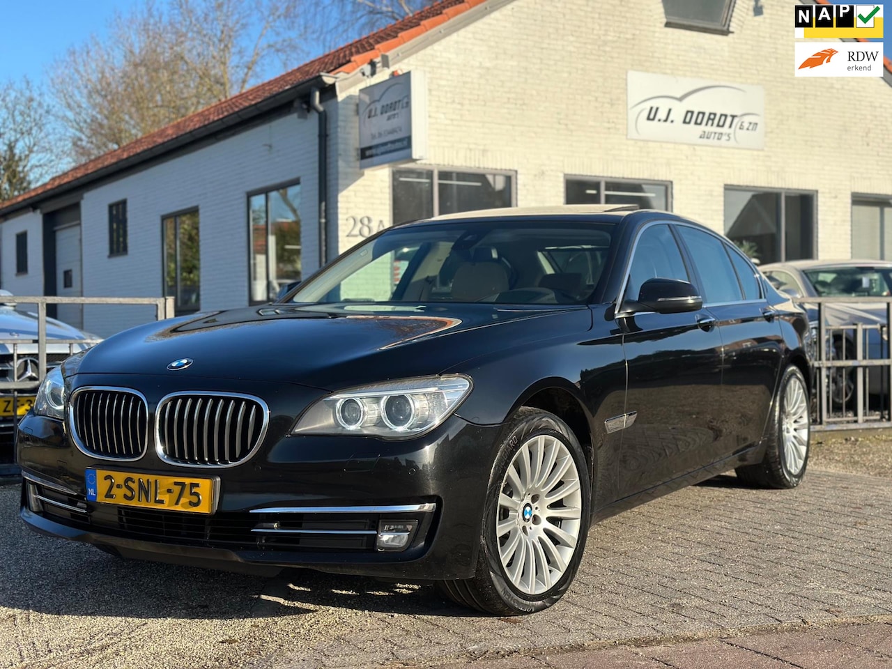 BMW 7-serie - 730d xDrive High Executive Keurige auto! - AutoWereld.nl