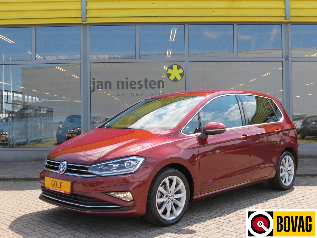 Volkswagen Golf Sportsvan - 1.5 TSI ACT HIGHLINE | NAVI | CAMERA | LED | ERGO-ACTIVE - AutoWereld.nl