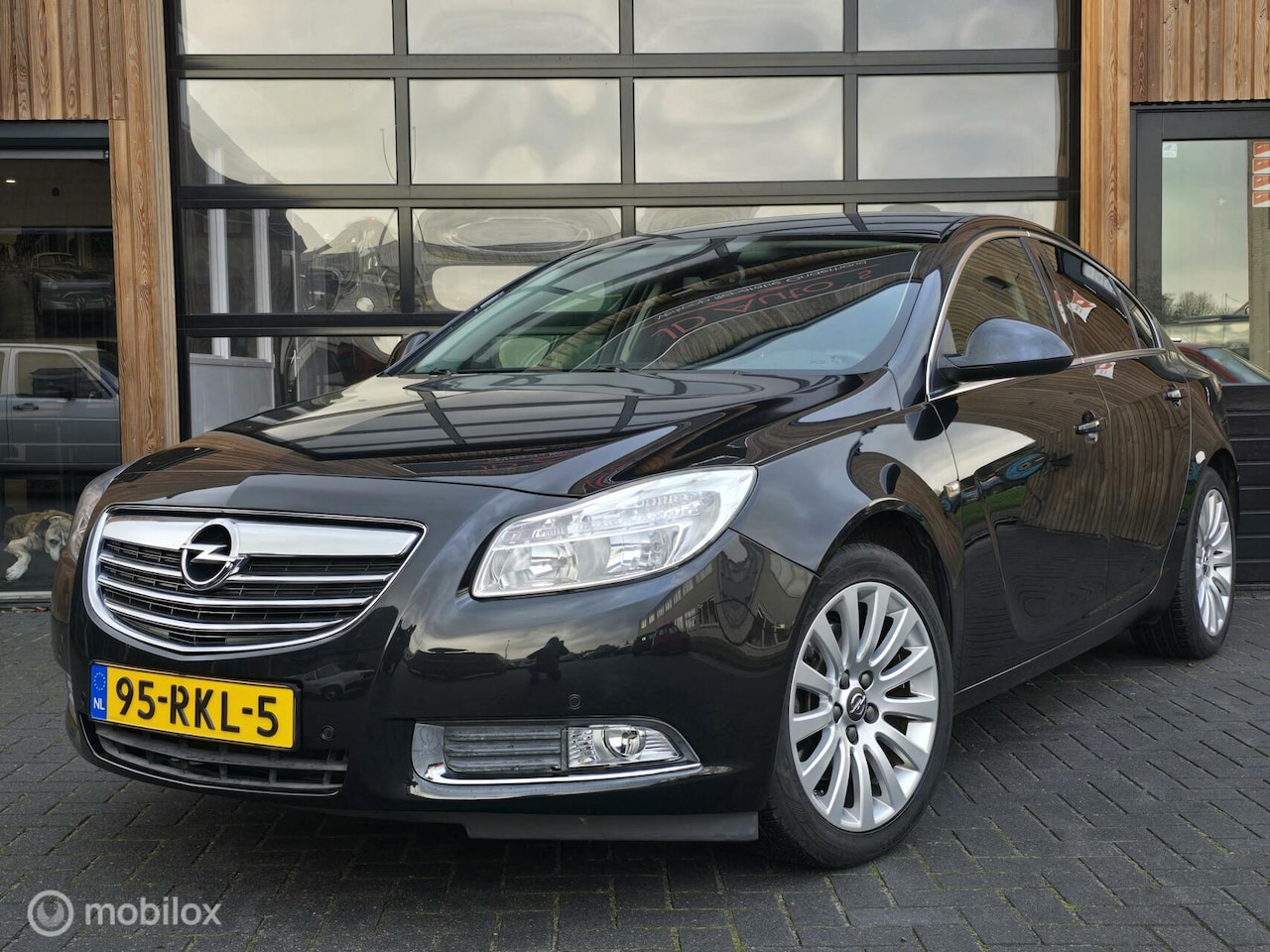 Opel Insignia - 1.6 TURBO 180PK LEER NAVI CLIMA STOELVERWARMING - AutoWereld.nl