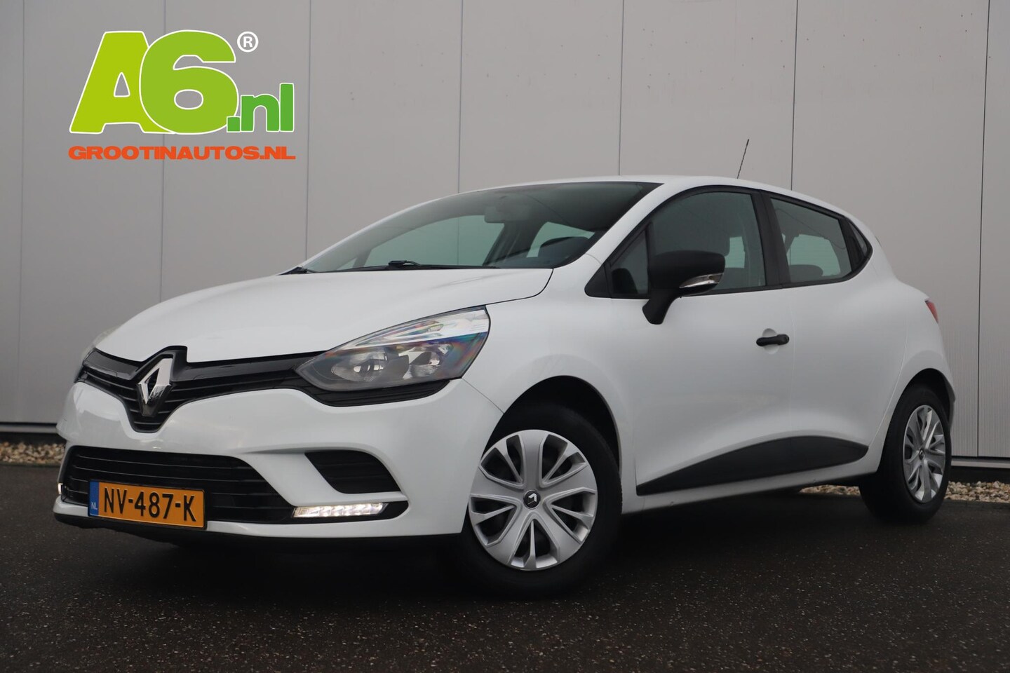 Renault Clio - 0.9 TCe Life Radio Airco Cruise Bluetooth - AutoWereld.nl