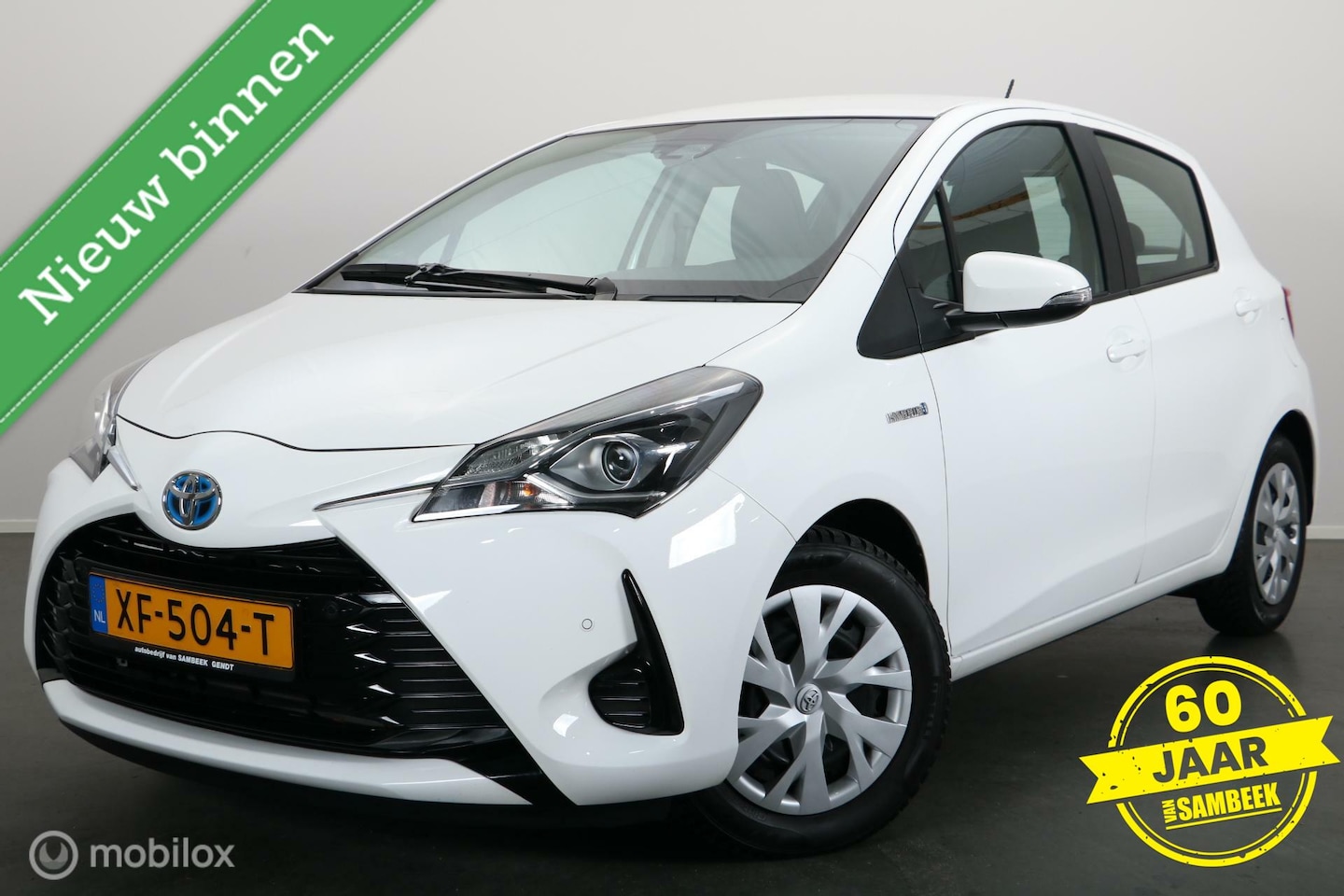 Toyota Yaris - 1.5 Hybride Active - AUTOMAAT - CAMERA - AIRCO - AutoWereld.nl