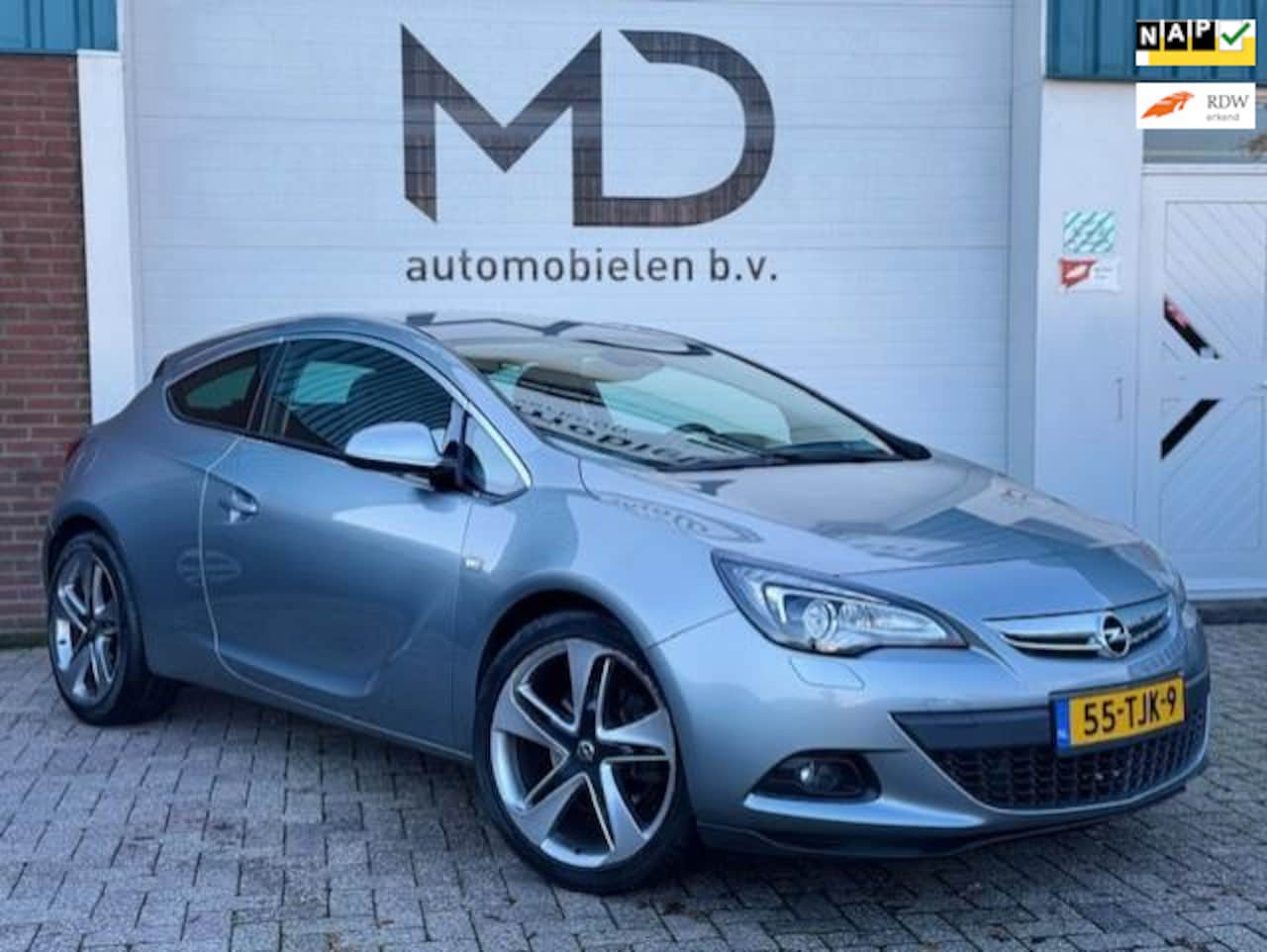 Opel Astra GTC - 1.4 Turbo Sport / Perfect onderhouden / LED - AutoWereld.nl