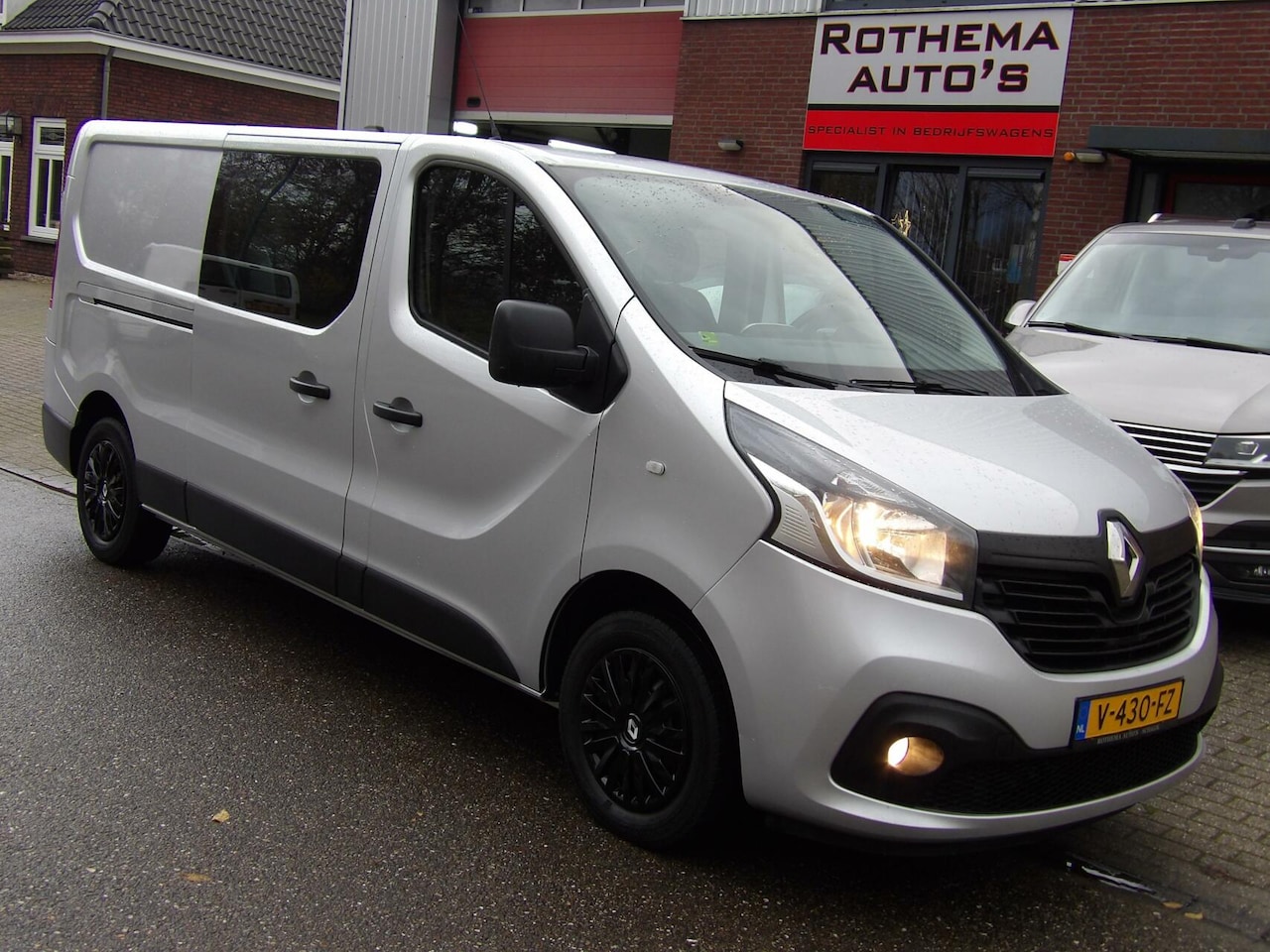 Renault Trafic - bestel 1.6 dCi T29 L2H1 DC Comfort Energy - AutoWereld.nl