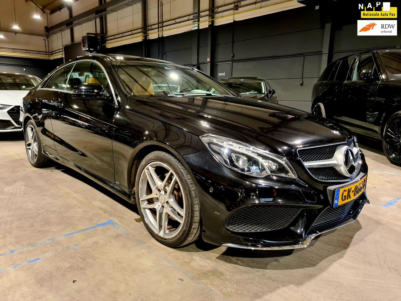 Mercedes-Benz E-klasse Coupé - 200 Edition Sport - Panoramadak - Climate - Cruise - Leder - Stoelverwarming - PDC - Xenon - AutoWereld.nl