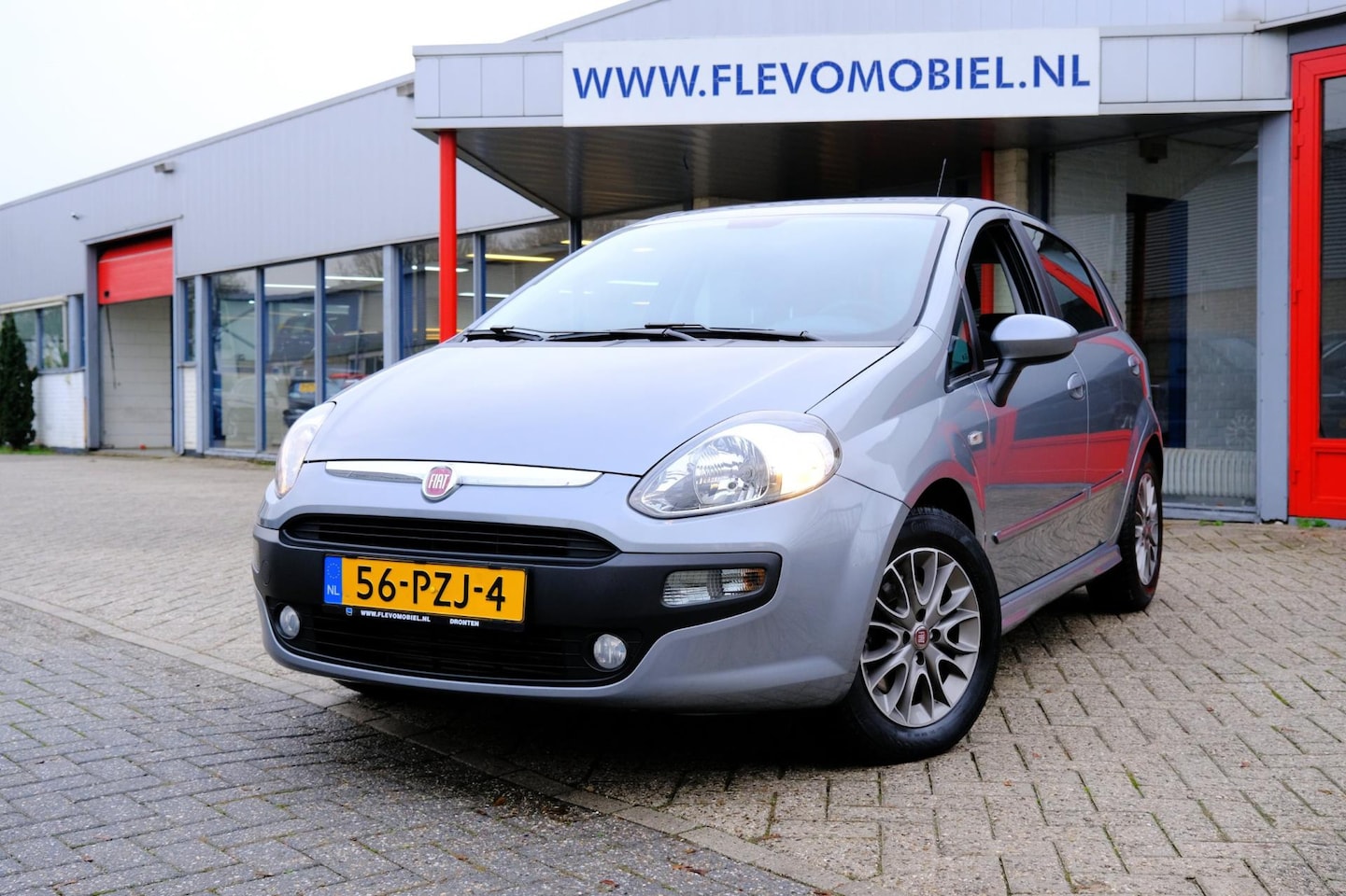 Fiat Punto Evo - 1.3 M-Jet Dynamic 5-drs *88.260km* Clima|Cruise|LMV - AutoWereld.nl