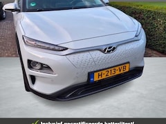 Hyundai Kona Electric - EV Premium 64 kWh 3 Fase / Navigatie / Warmtepomp / Fabrieksgarantie / Dealeronderhouden /