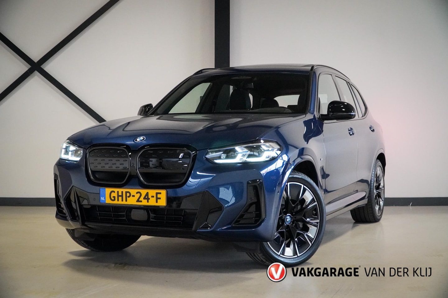 BMW iX3 - High Executive M-Sport | Panorama | Laser | H/K | 360 Camera | Driving Ass. Prof. | Memory - AutoWereld.nl