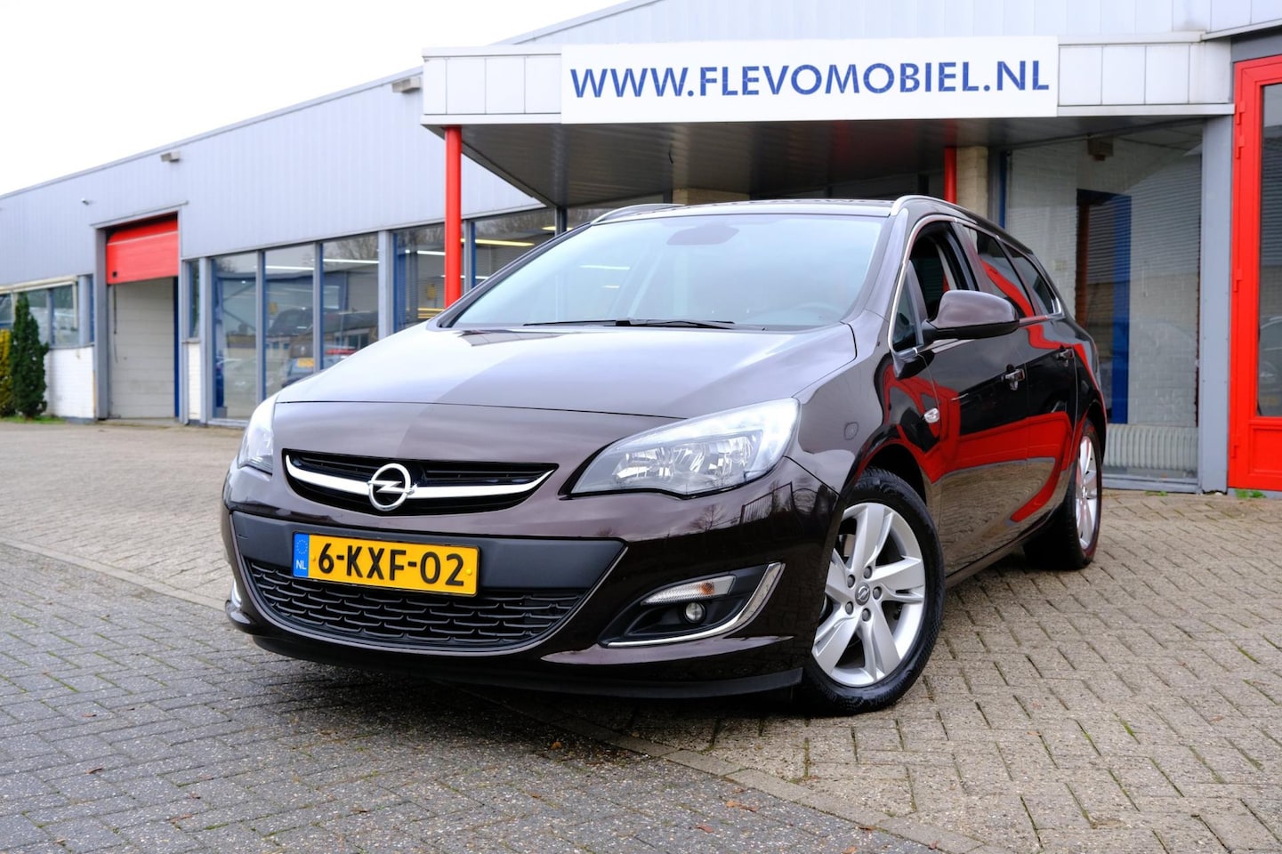 Opel Astra Sports Tourer - 1.7 CDTi S/S Design Edition *80.535km!* Navi|Airco|Cruise - AutoWereld.nl