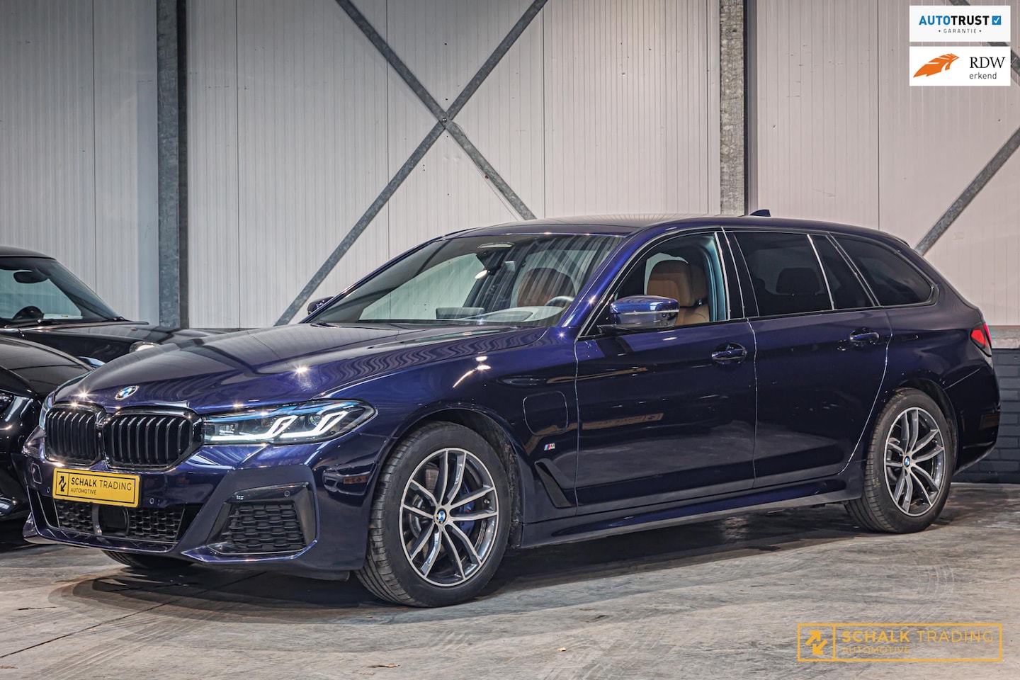 BMW 5-serie Touring - 530e xDrive M-sport Laser E-Trekhaak Cam - AutoWereld.nl