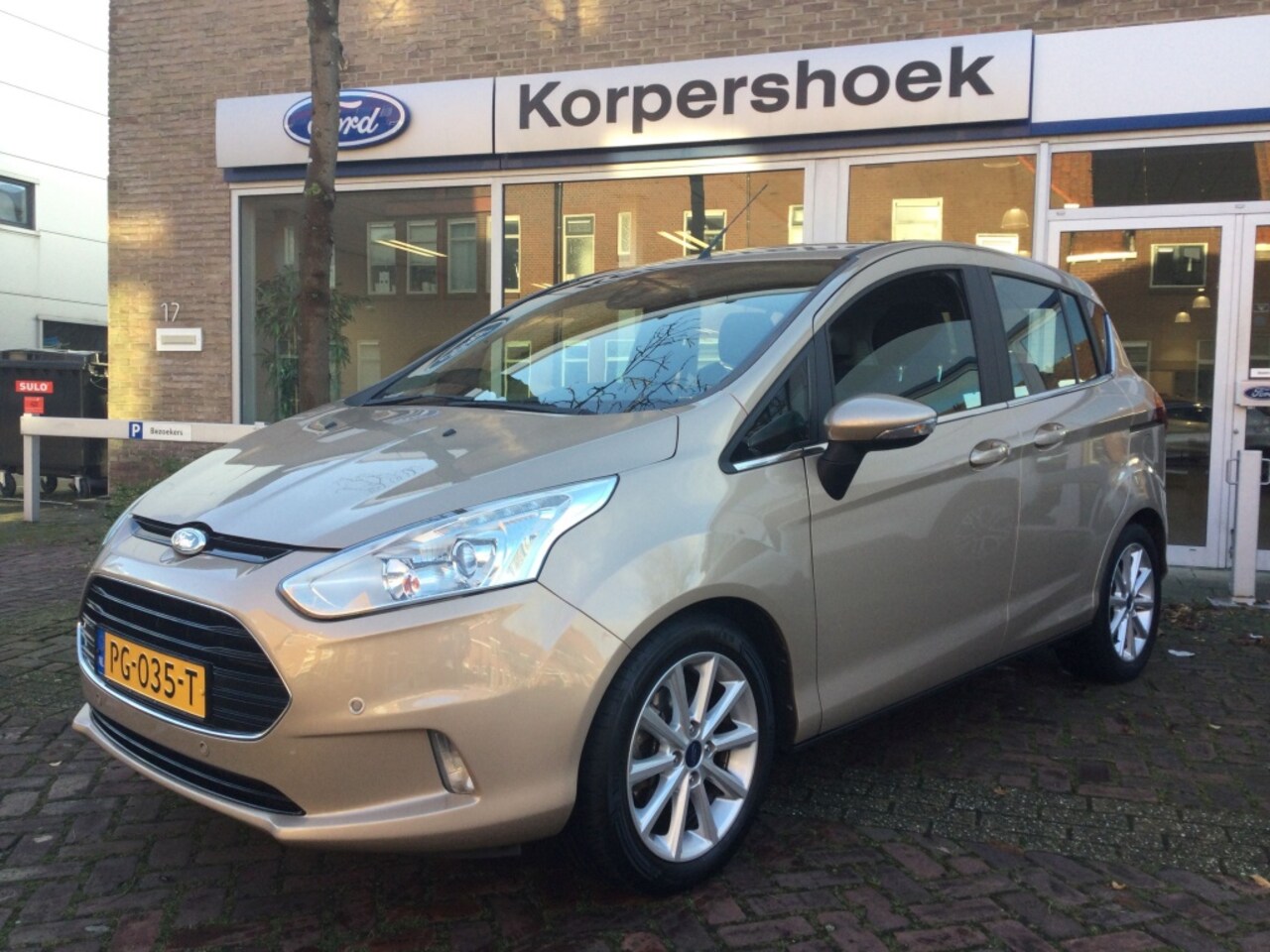 Ford B-Max - 1.6 TI-VCT 105 pk Titanium Automaat - AutoWereld.nl