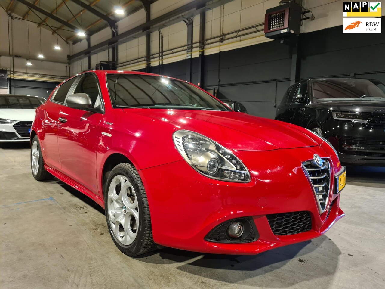 Alfa Romeo Giulietta - 1.4 T Sprint - 170 pk - Automaat - Climate - Cruise - NL Auto - AutoWereld.nl