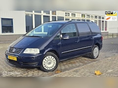 Volkswagen Sharan - 1.9 TDI Comfortline/ClimateControl/Cruise/Trekhaak